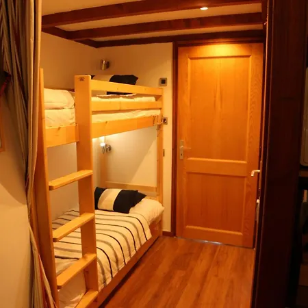 La Corniche, Morzine, Sleeps 6 Apartment Morzine
