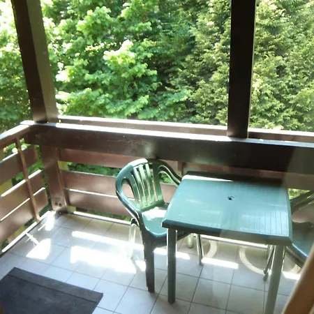 La Corniche, Morzine, Sleeps 6 Apartment