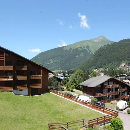La Corniche, Morzine, Sleeps 6 *